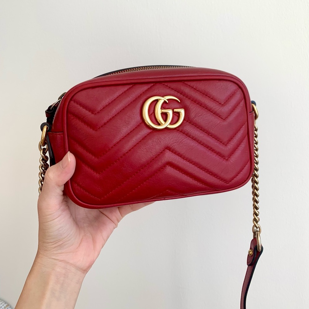 [SOLD] Gucci GG marmont mini bag/ camera bag